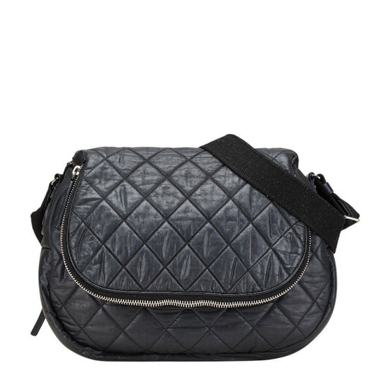 Chanel Black Leather Shoulder Bag ()