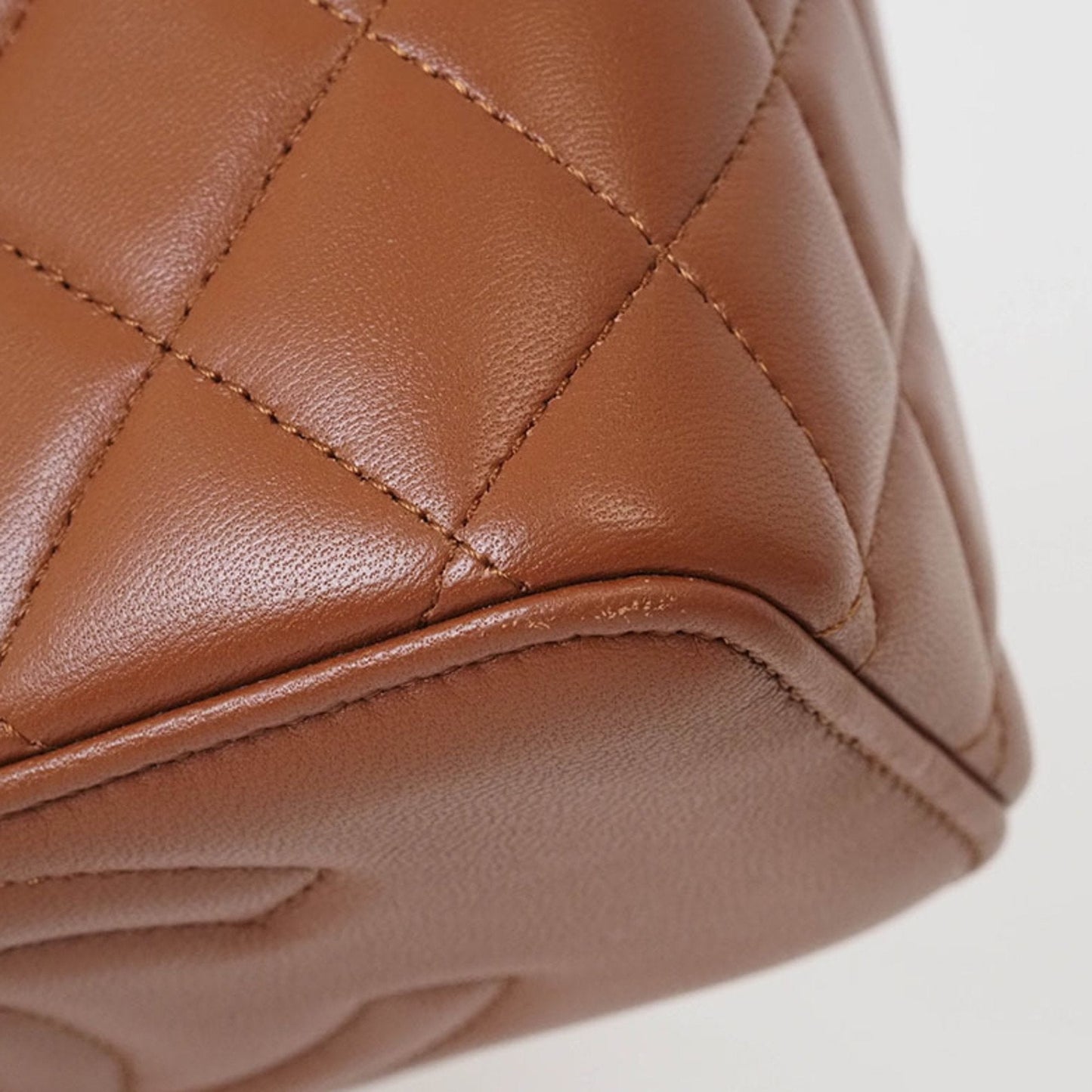 Chanel Brown Leather Shoulder Bag ()