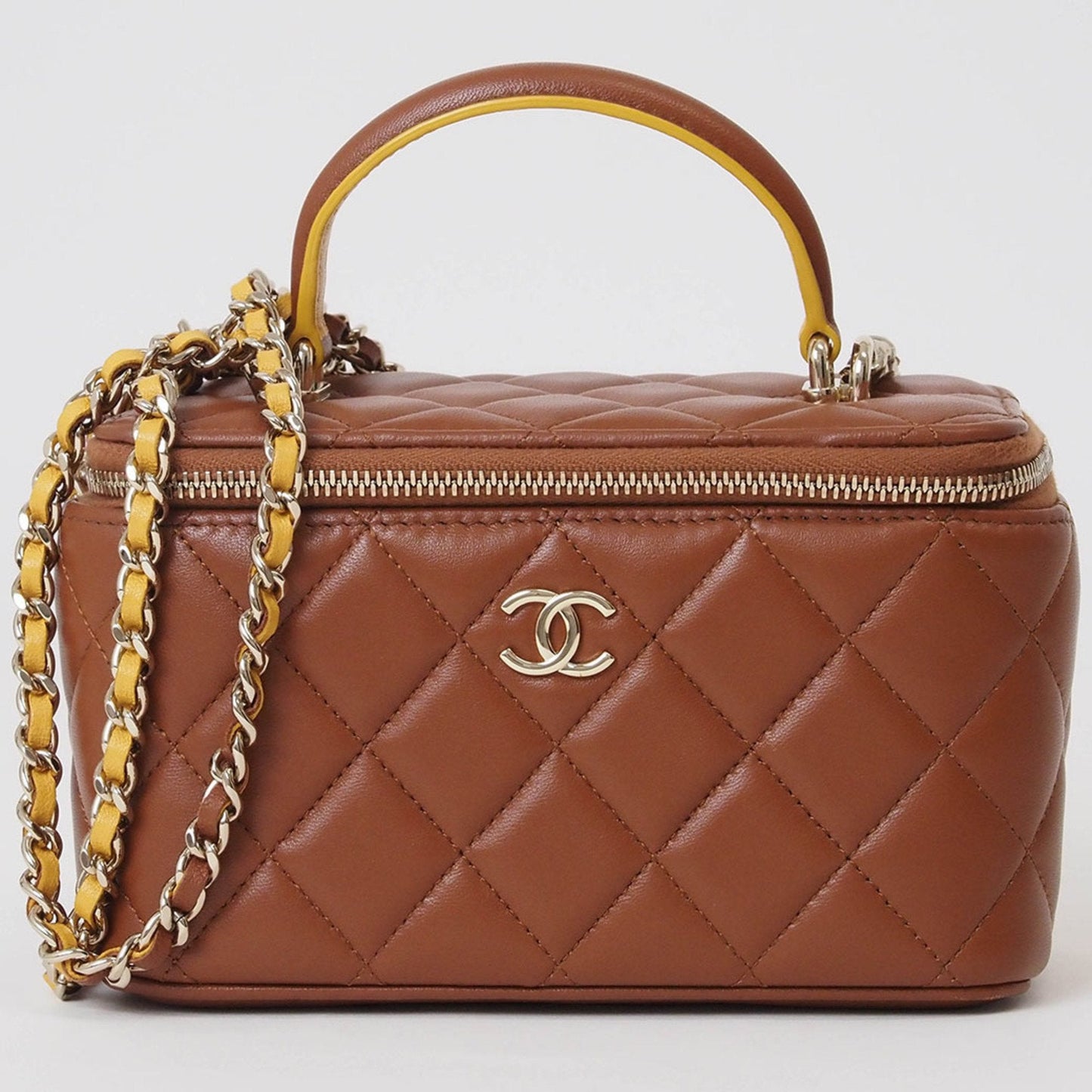 Chanel Brown Leather Shoulder Bag ()