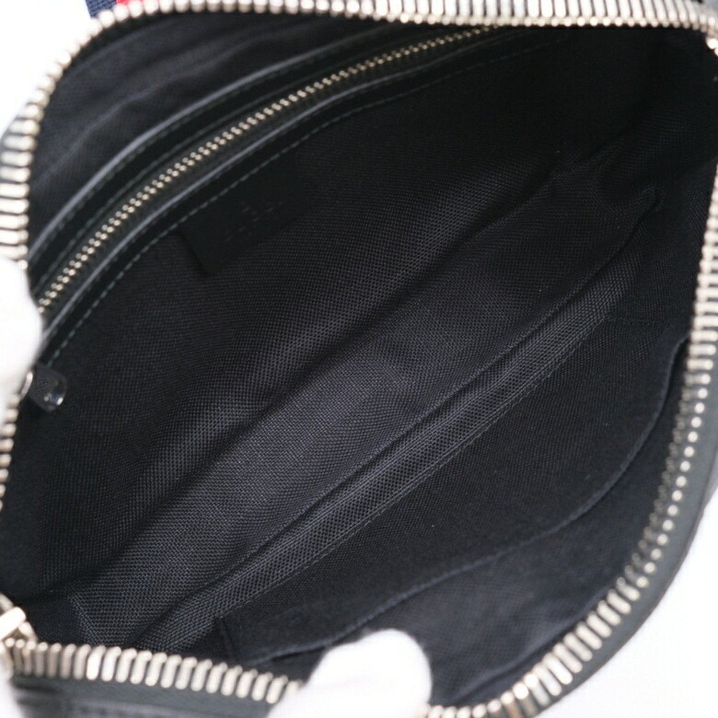 Gucci Black Gg Supreme Canvas Leather Sling Bag ()