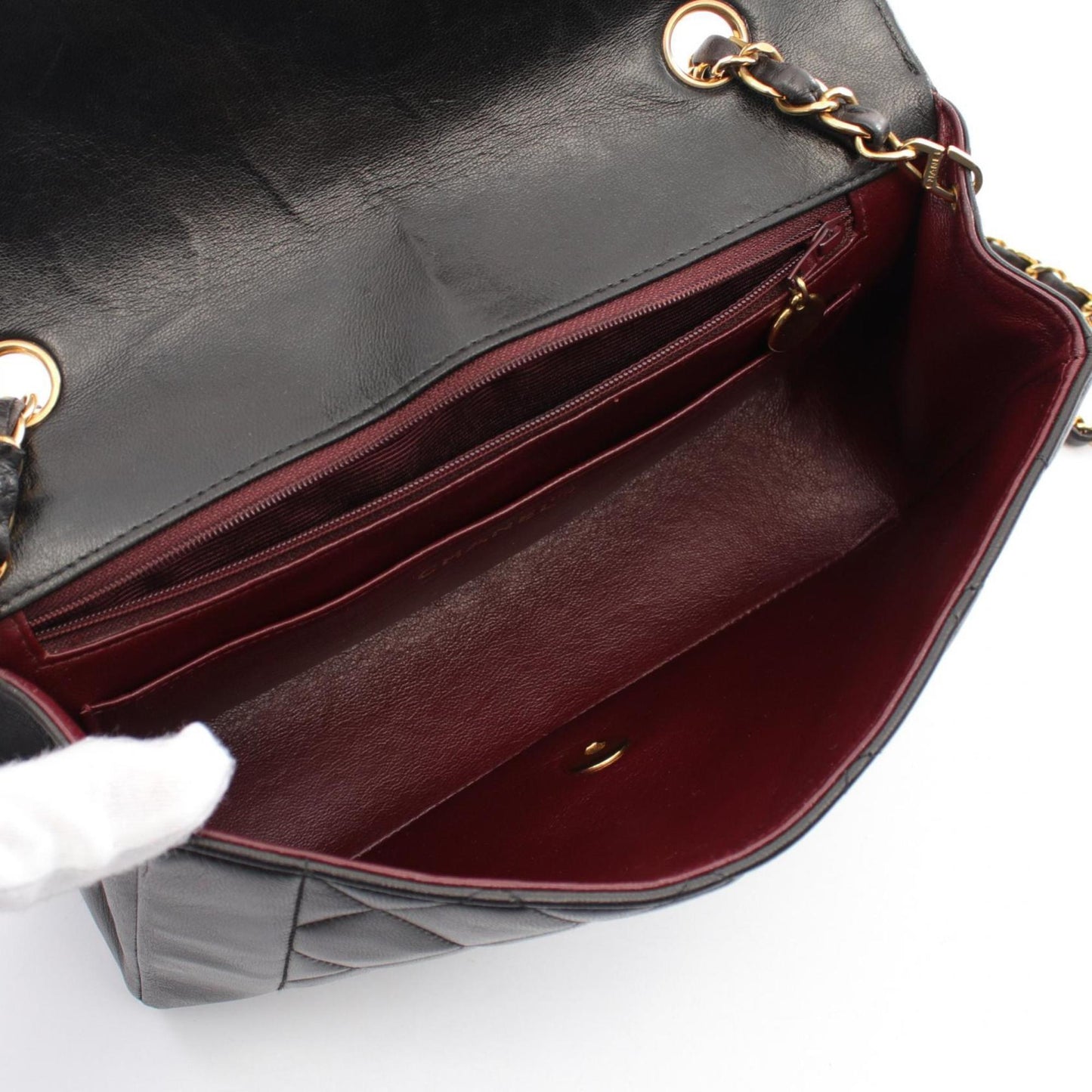 Chanel Black Leather Shoulder Bag ()