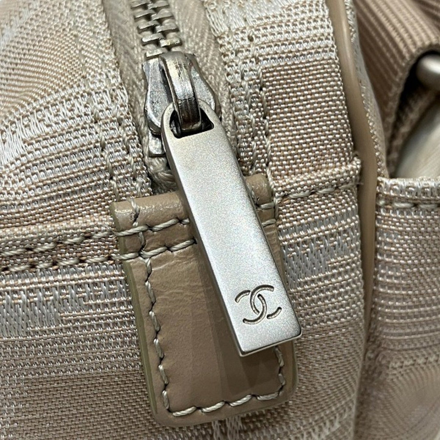 Chanel Beige Nylon Canvas Shoulder Bag ()