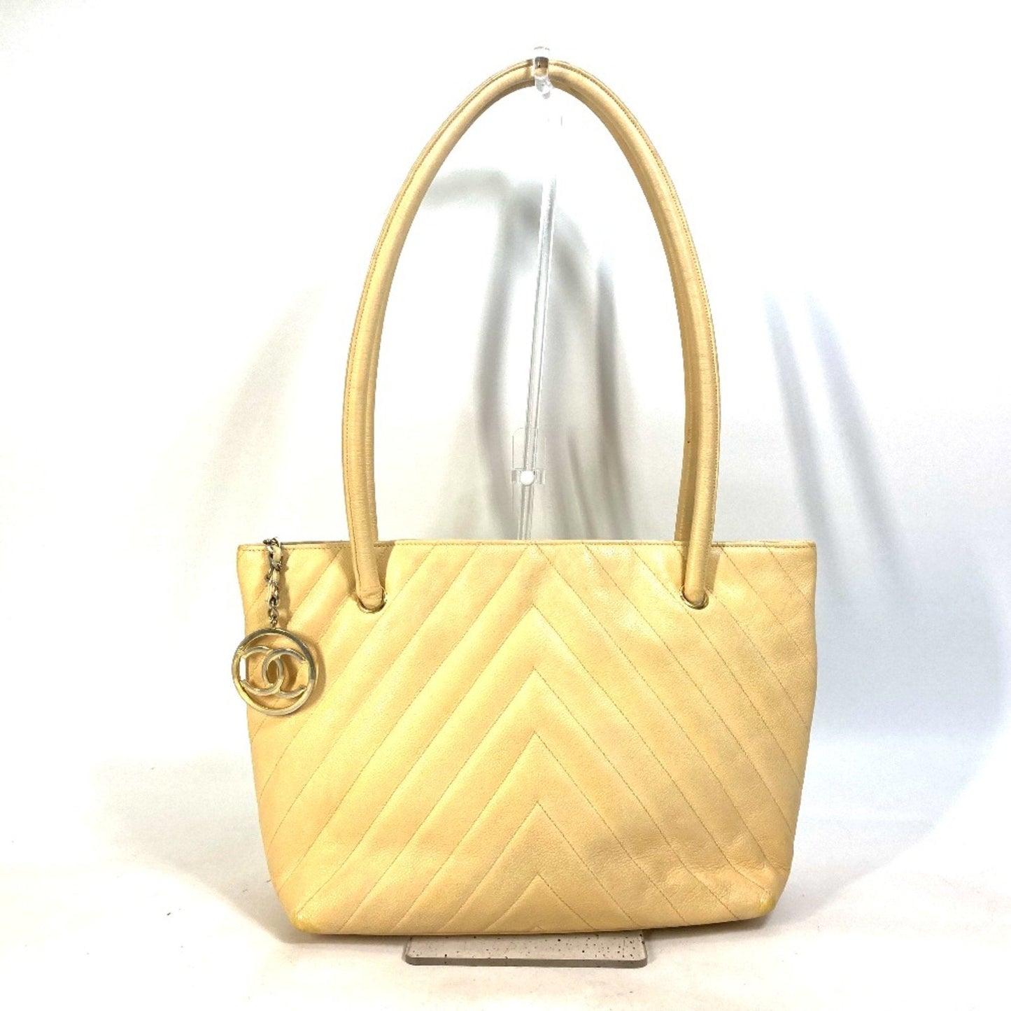 Chanel Yellow Leather Shoulder Bag ()