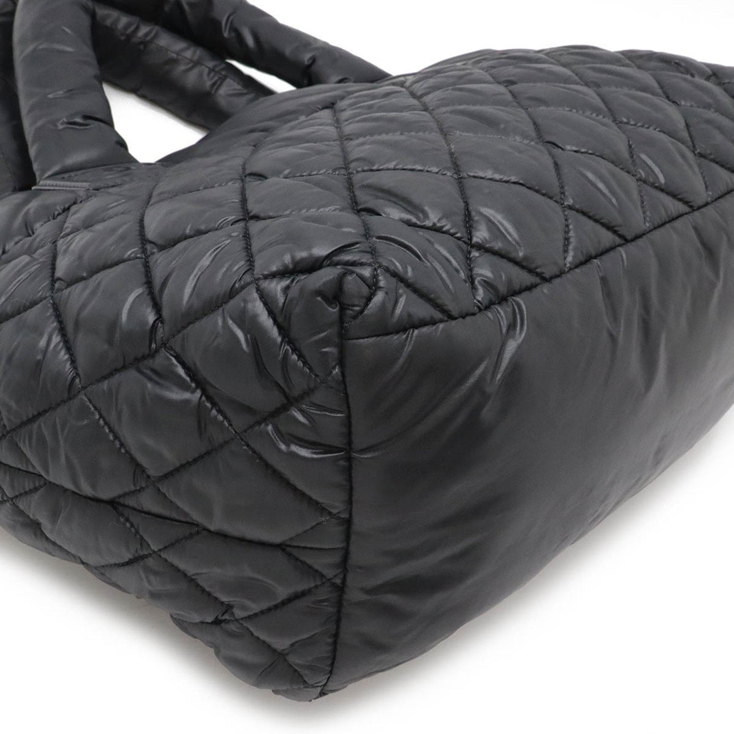 Chanel Black Nylon Leather Handbag Tote Bag ()