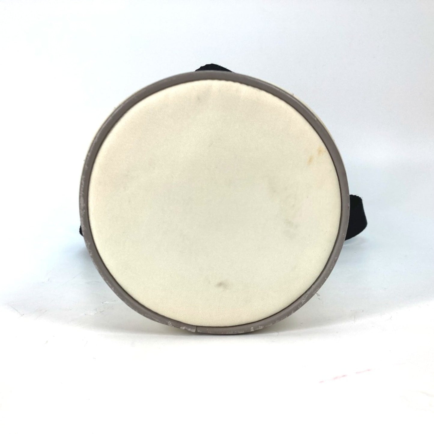 Chanel White Cloth Shoulder Bag ()