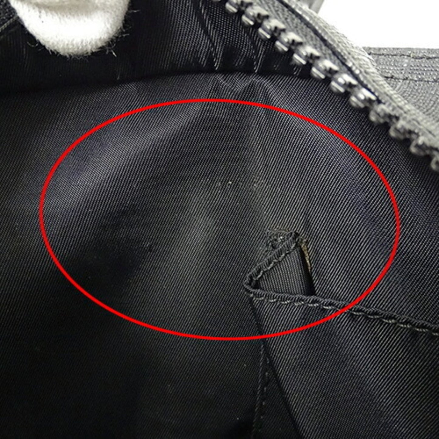 Gucci Black Gg Supreme Canvas Shoulder Bag ()