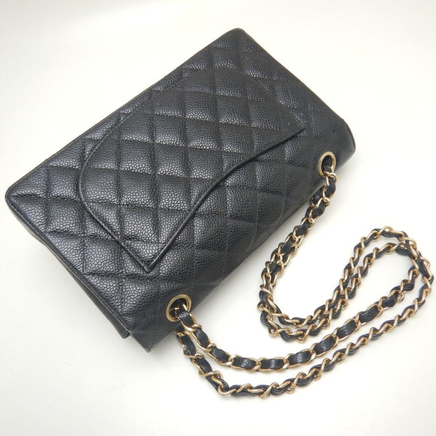 Chanel Black Caviar Leather Shoulder Bag ()