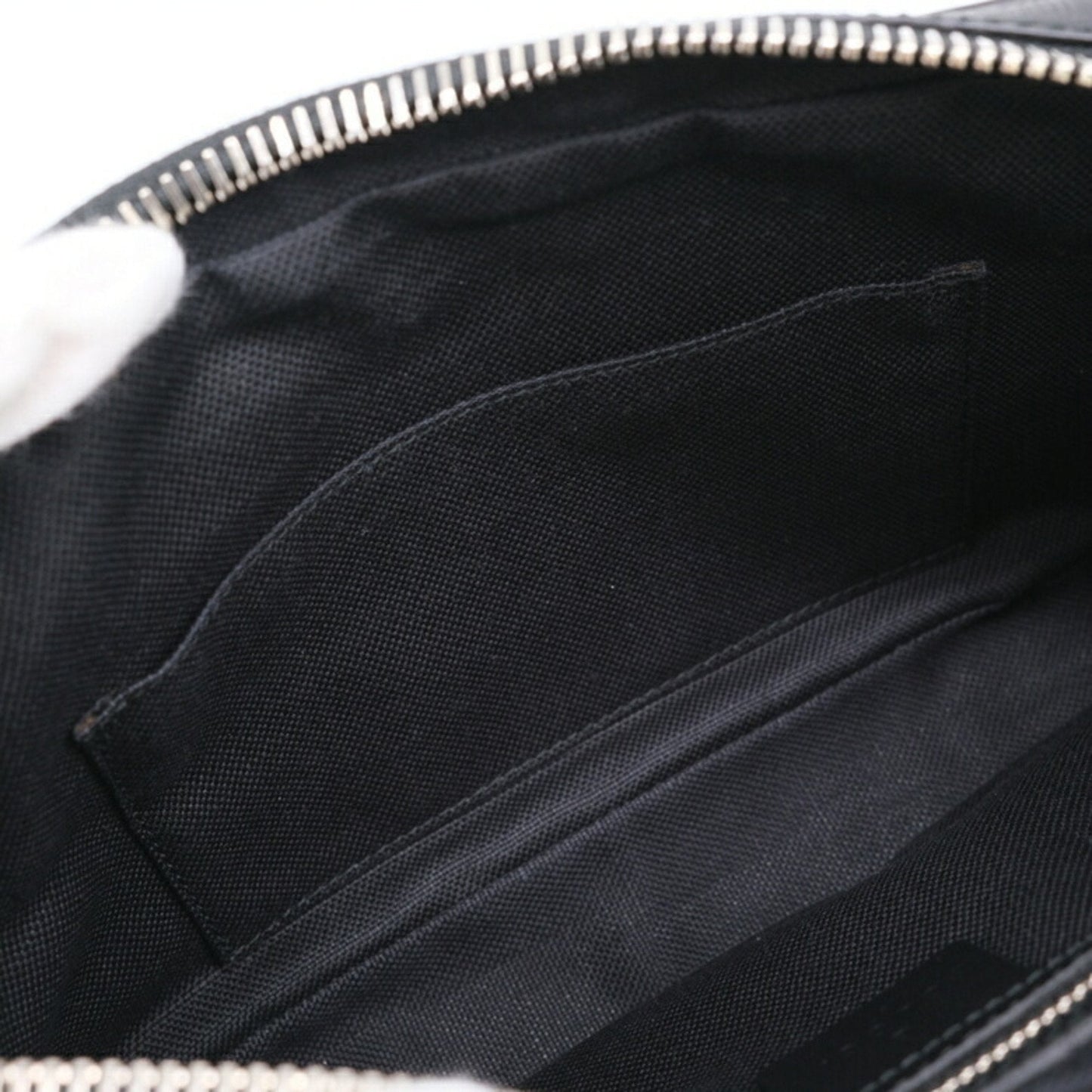 Gucci Black Gg Supreme Canvas Leather Sling Bag ()