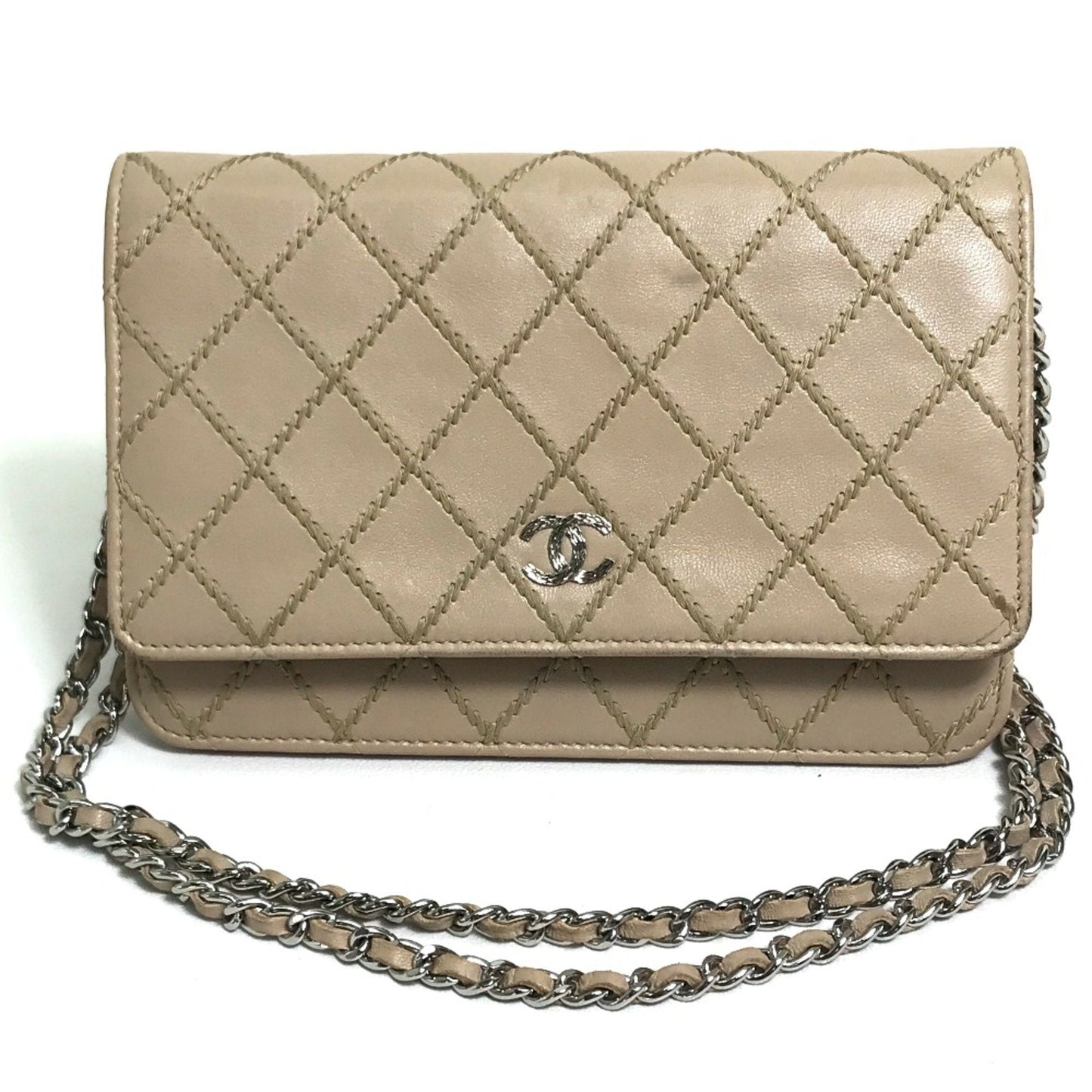 Chanel Beige Leather Long Wallet (Bi-Fold) ()