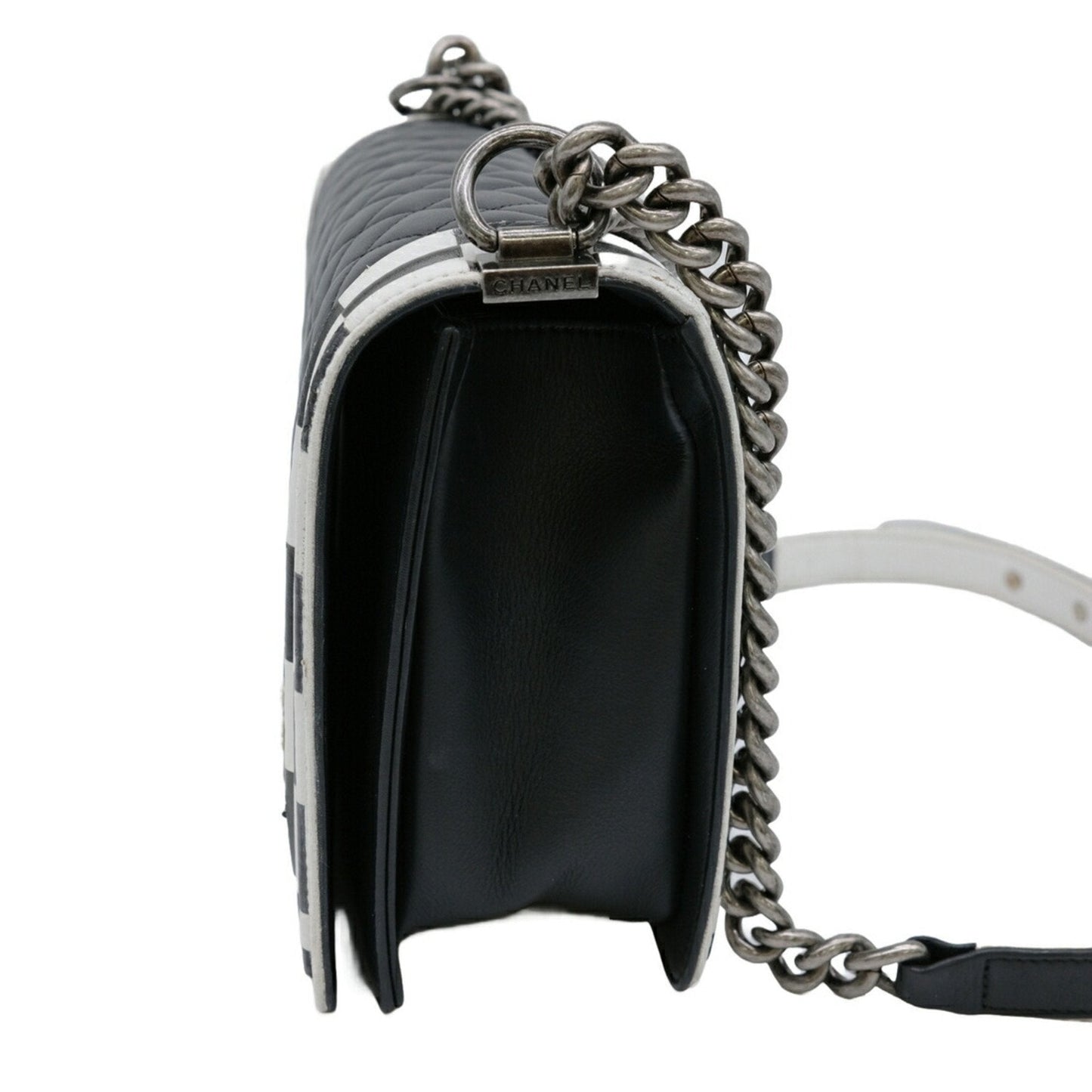 Chanel Boy Chanel Black White Leather Shoulder Bag ()