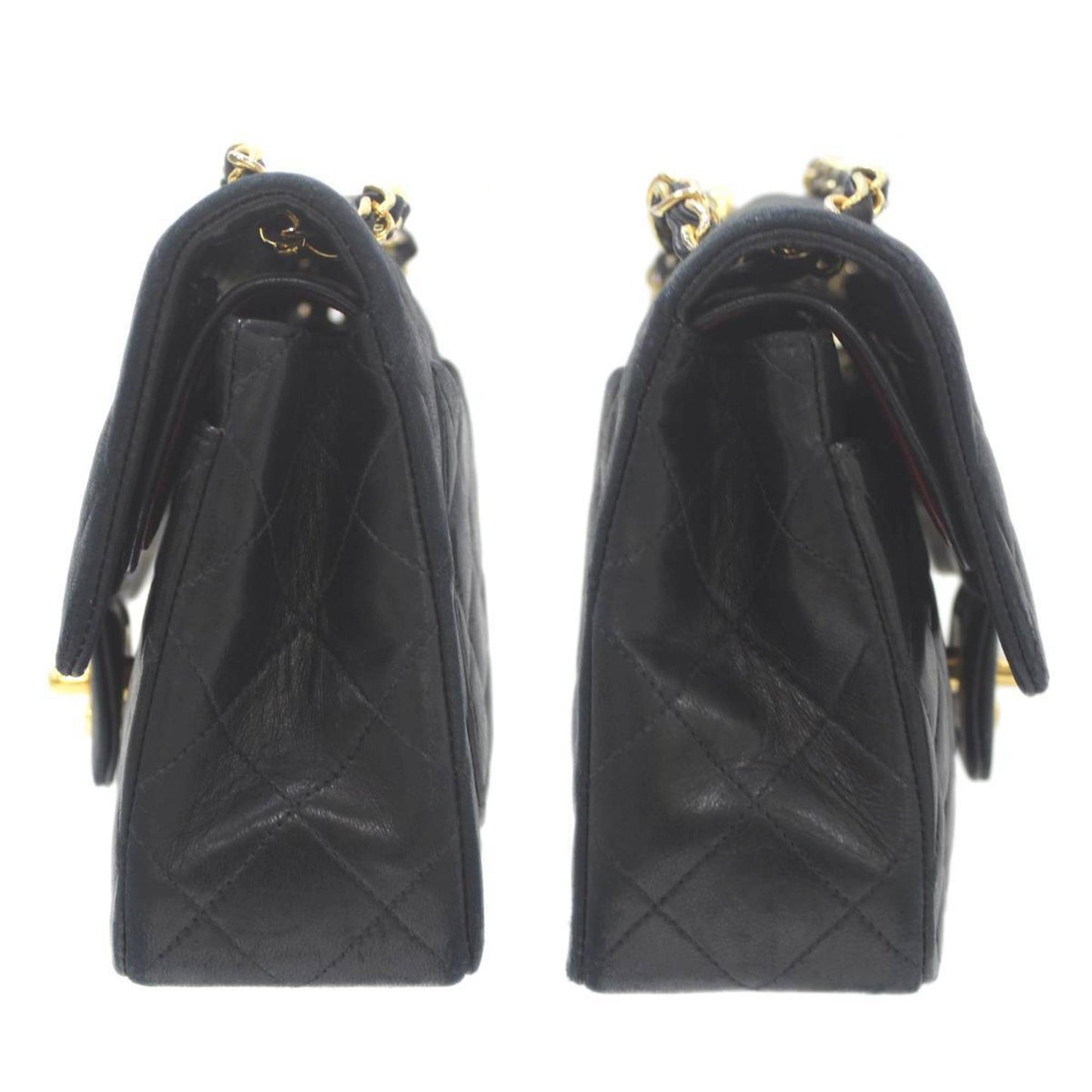 Chanel Black Yellow Gold Leather Stainless Steel Shoulder Bag ()