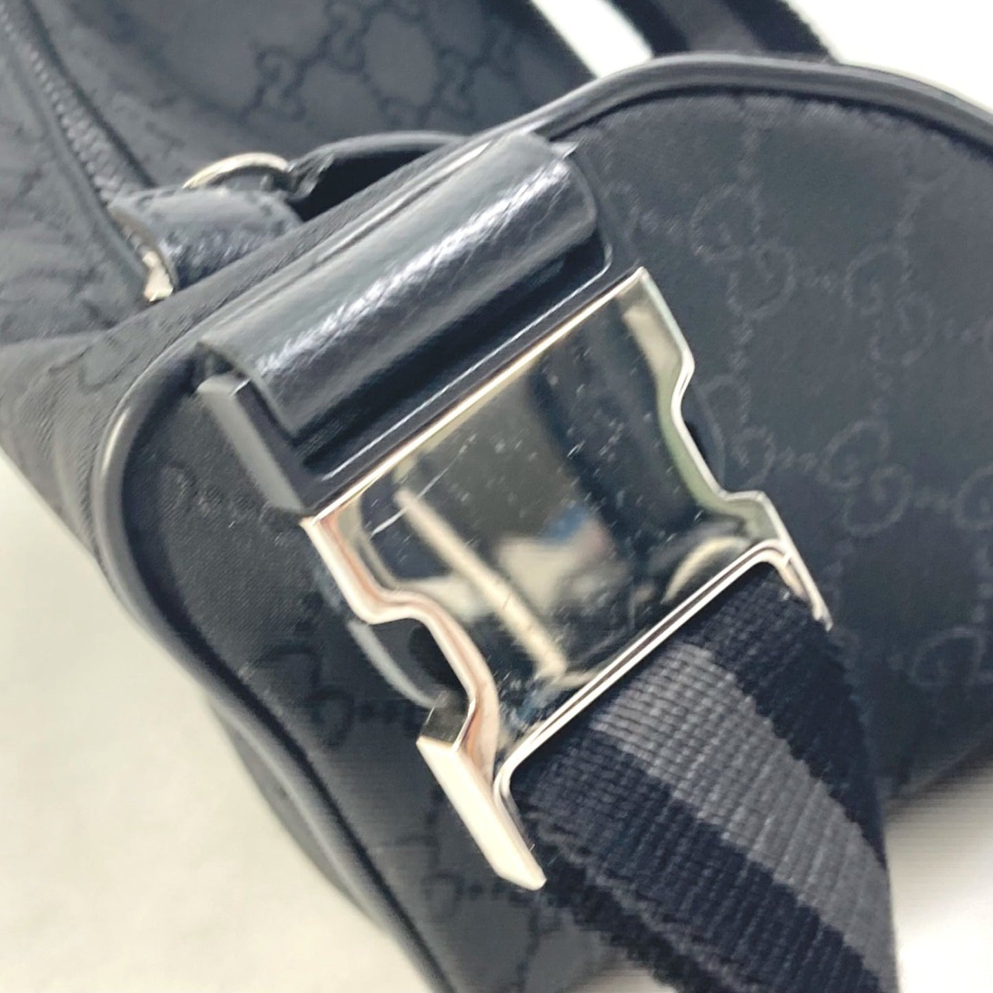 Gucci Black Cloth Other ()