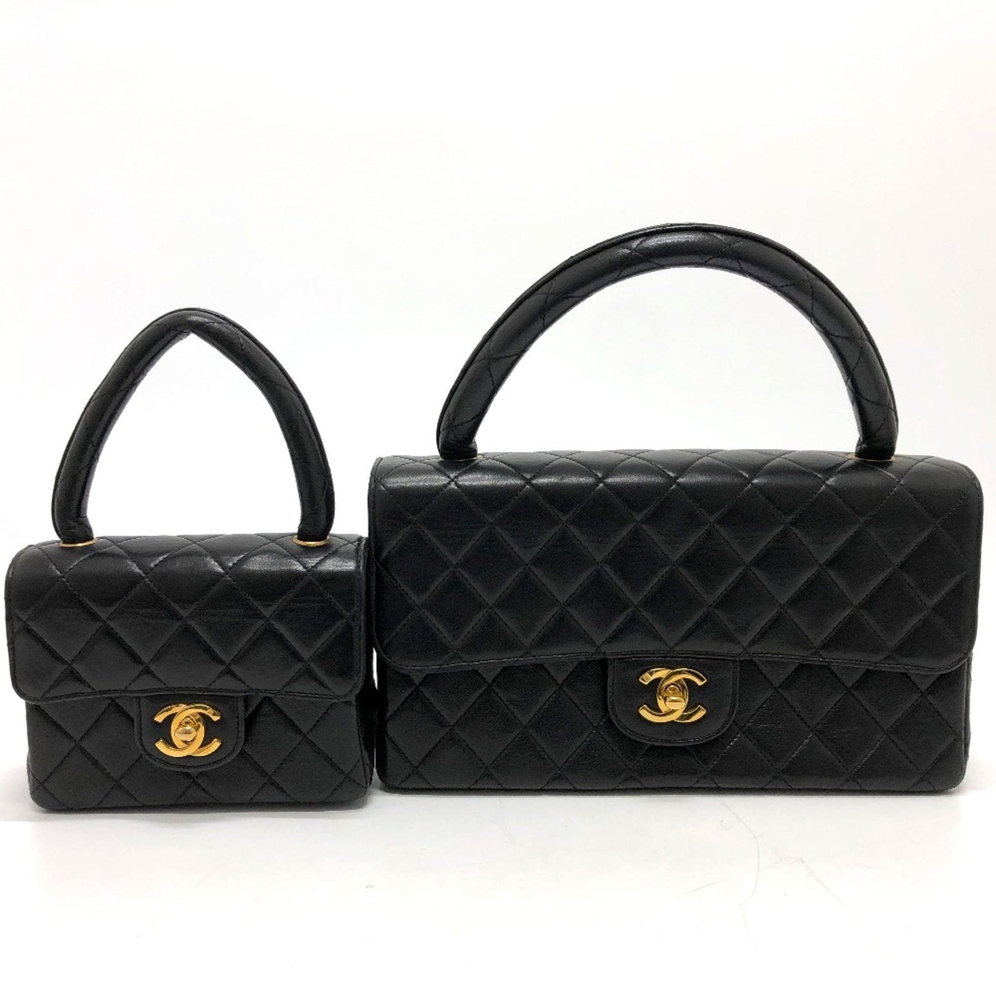 Chanel Black Leather Handbag ()