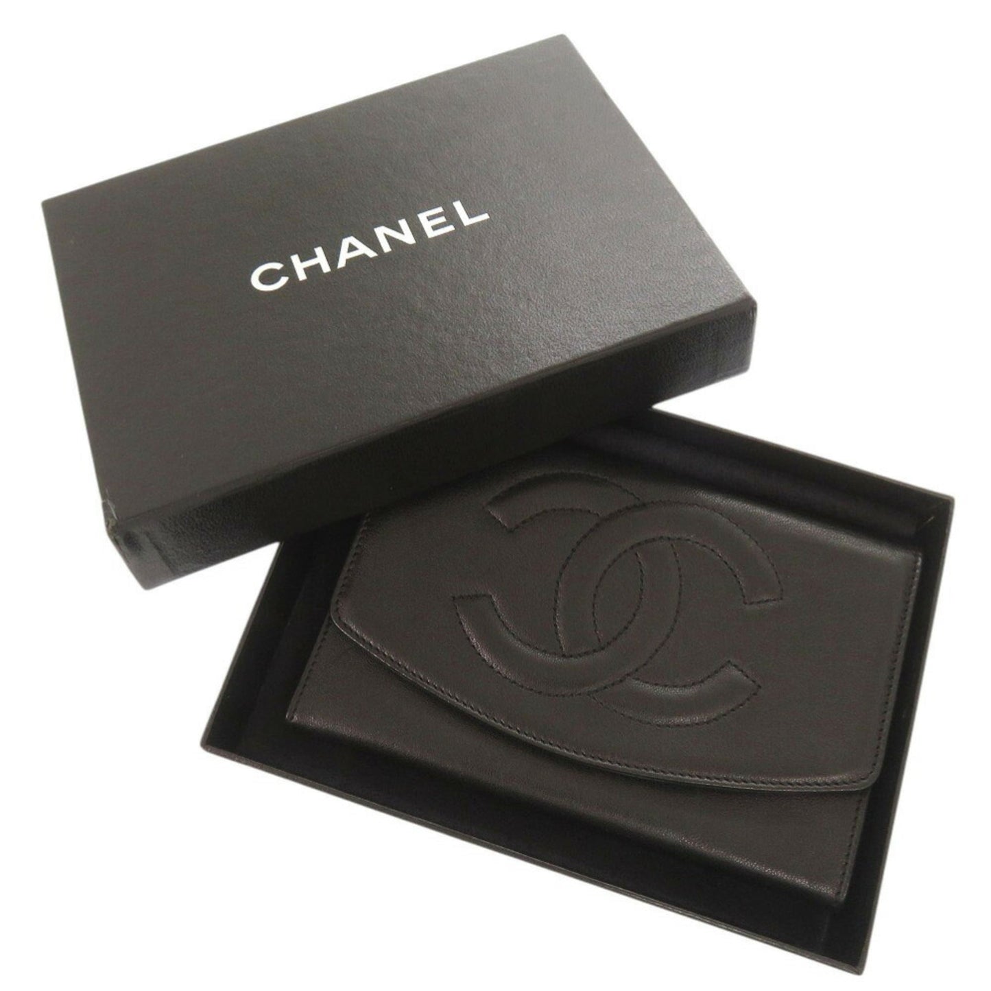 Chanel Black Leather Wallet (Bi-Fold) ()