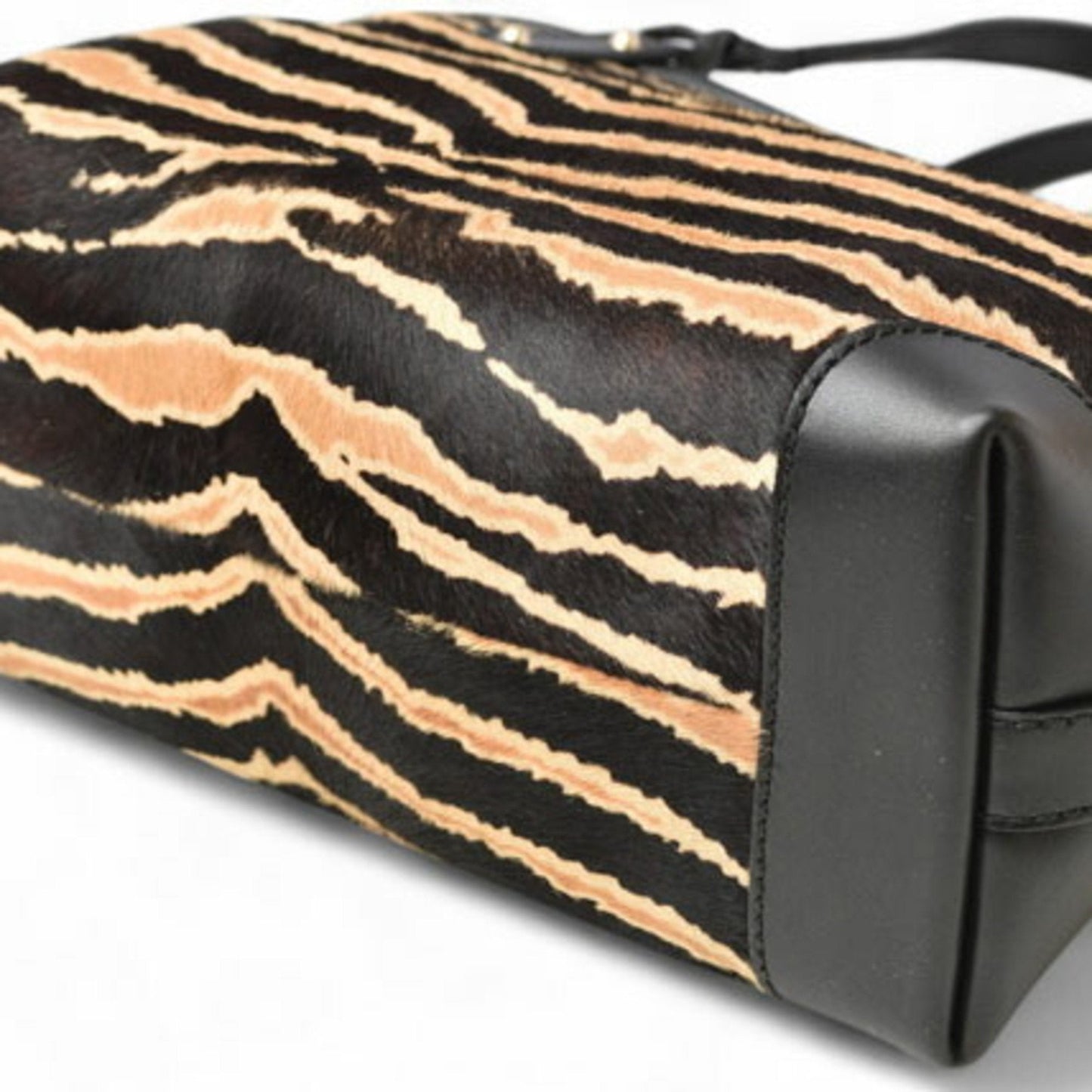 Gucci Beige Black Leather Handbag Tote Bag ()