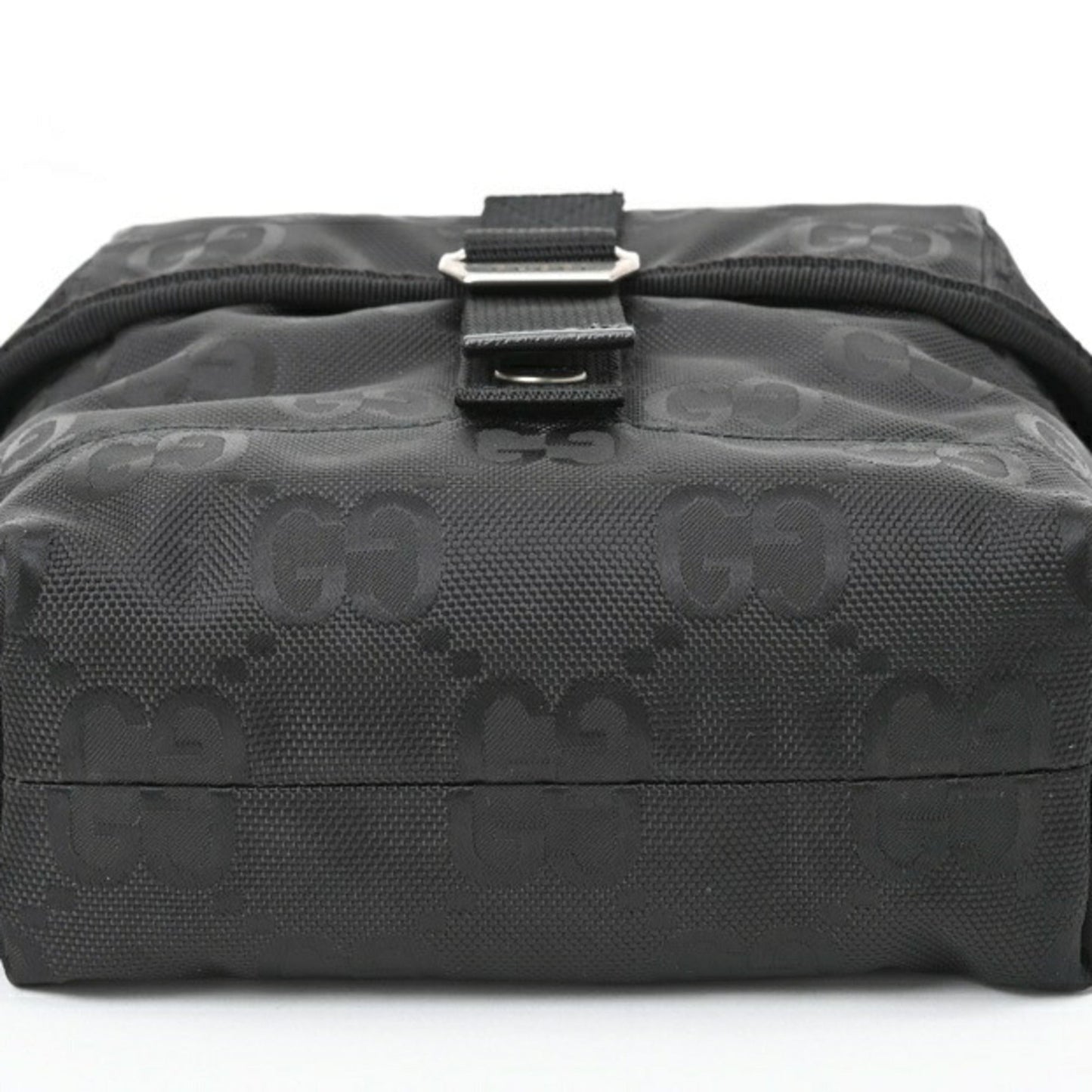 Gucci Black Canvas Shoulder Bag ()