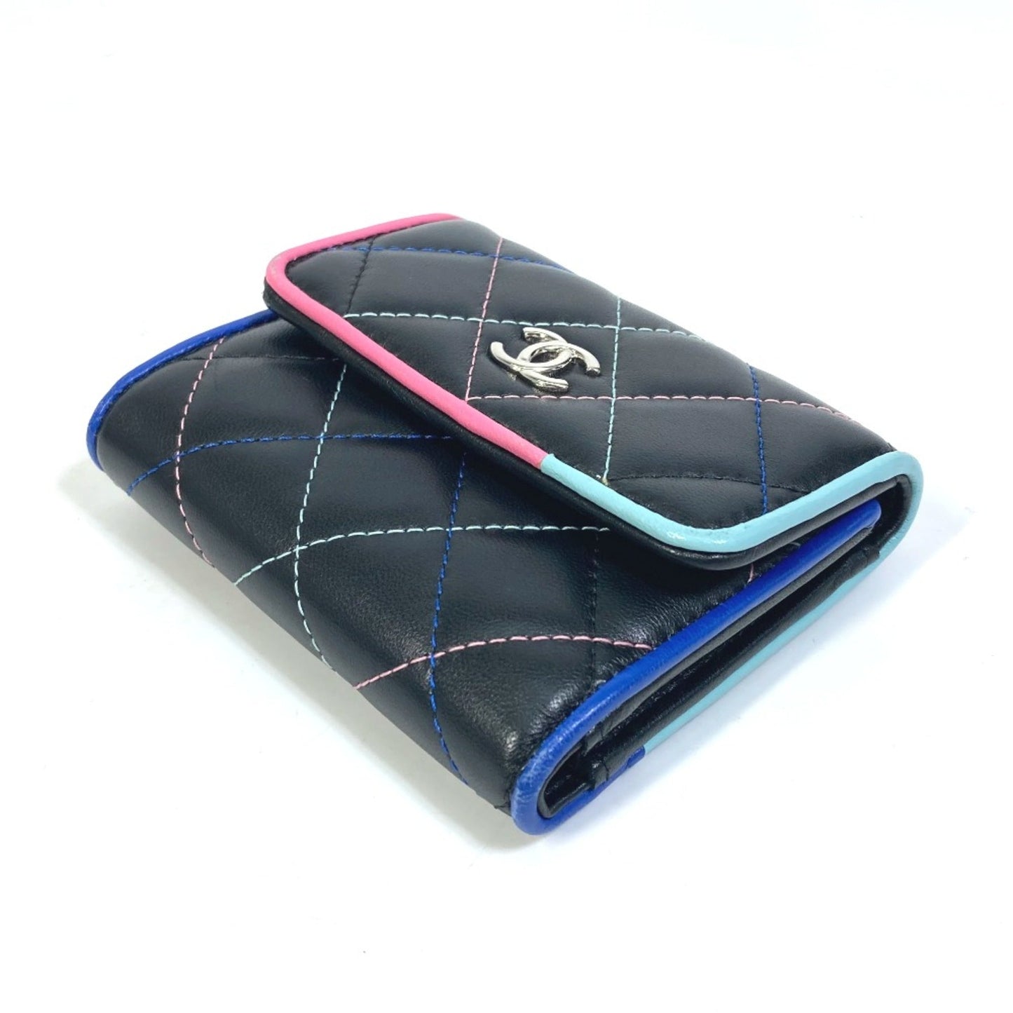 Chanel Black Leather Wallet (Tri-Fold) ()