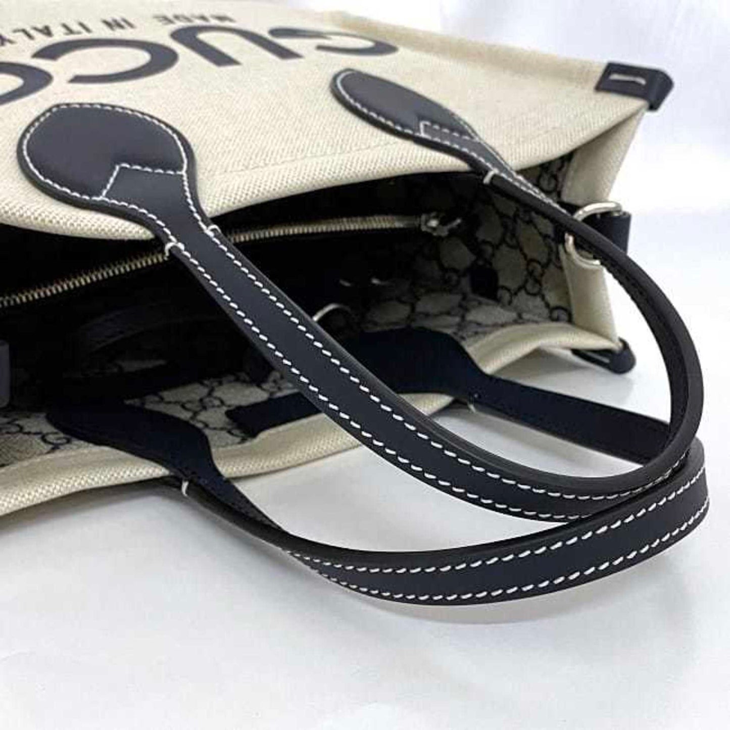 Gucci Beige Navy Canvas Leather Handbag Shoulder Bag Tote Bag ()