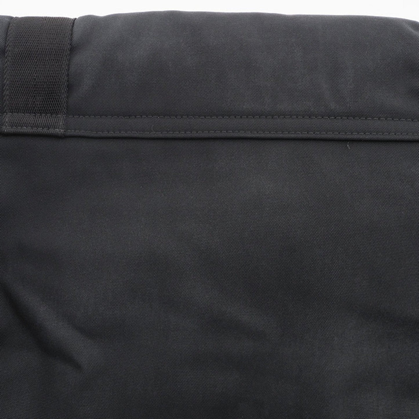 Gucci Black Nylon Messenger Bag Shoulder Bag ()