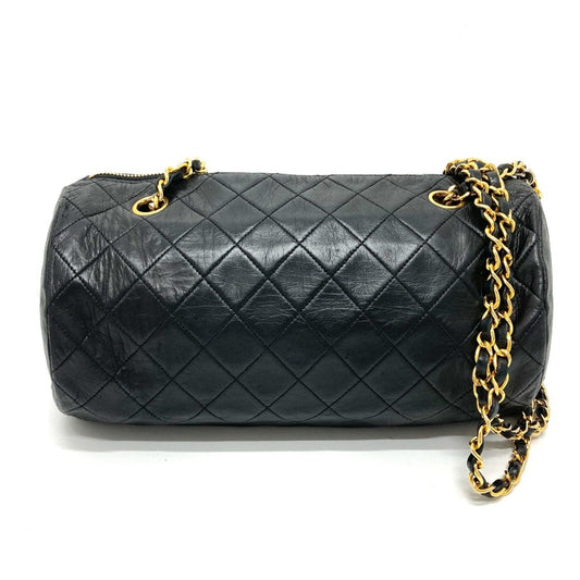 Chanel Black Leather Shoulder Bag ()
