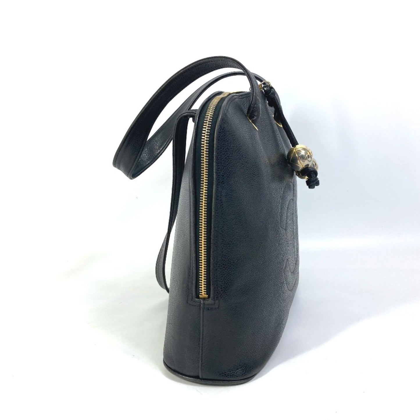 Chanel Black Leather Shoulder Bag ()