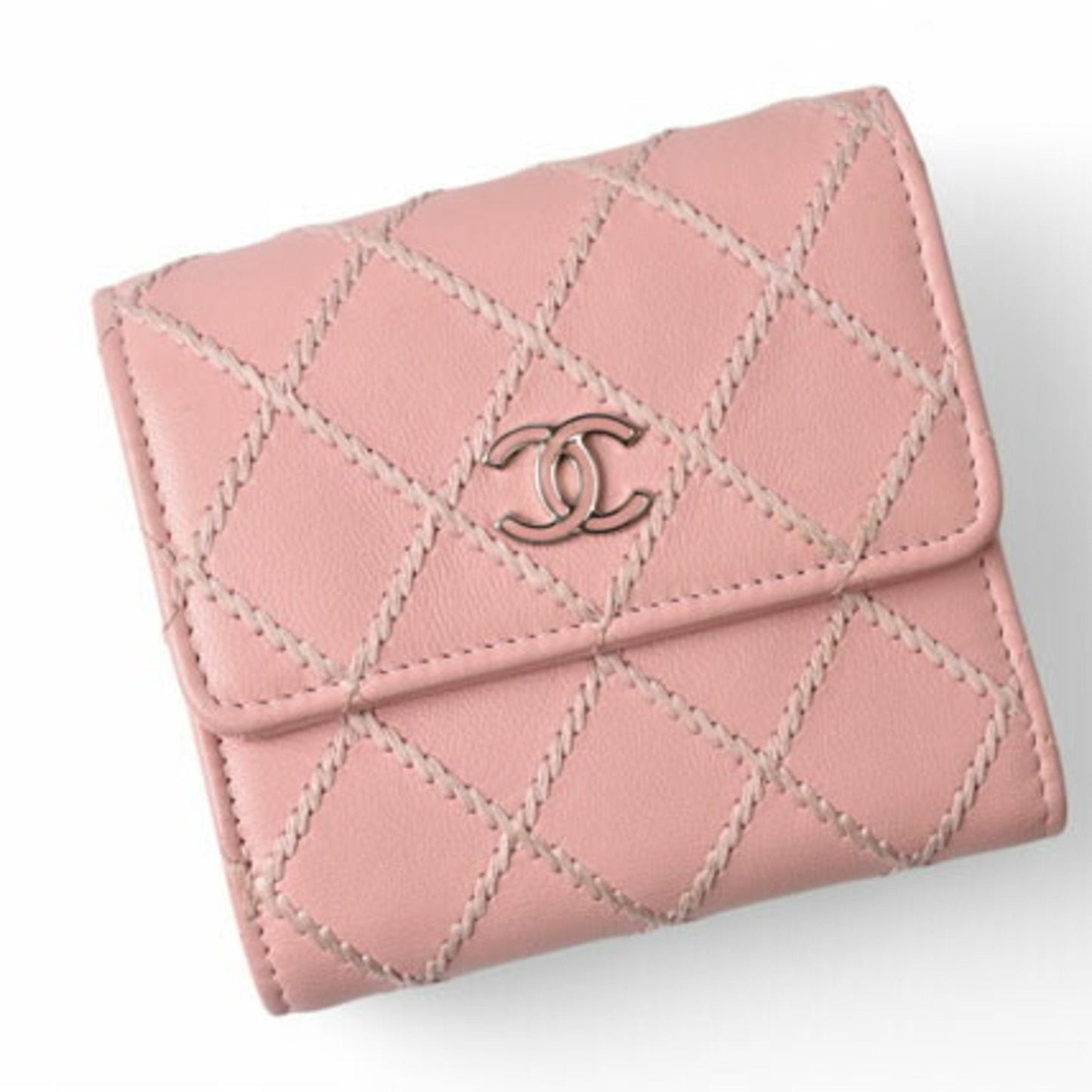 Chanel Pink Leather Wallet (Tri-Fold) ()