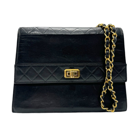 Chanel Black Leather Shoulder Bag ()