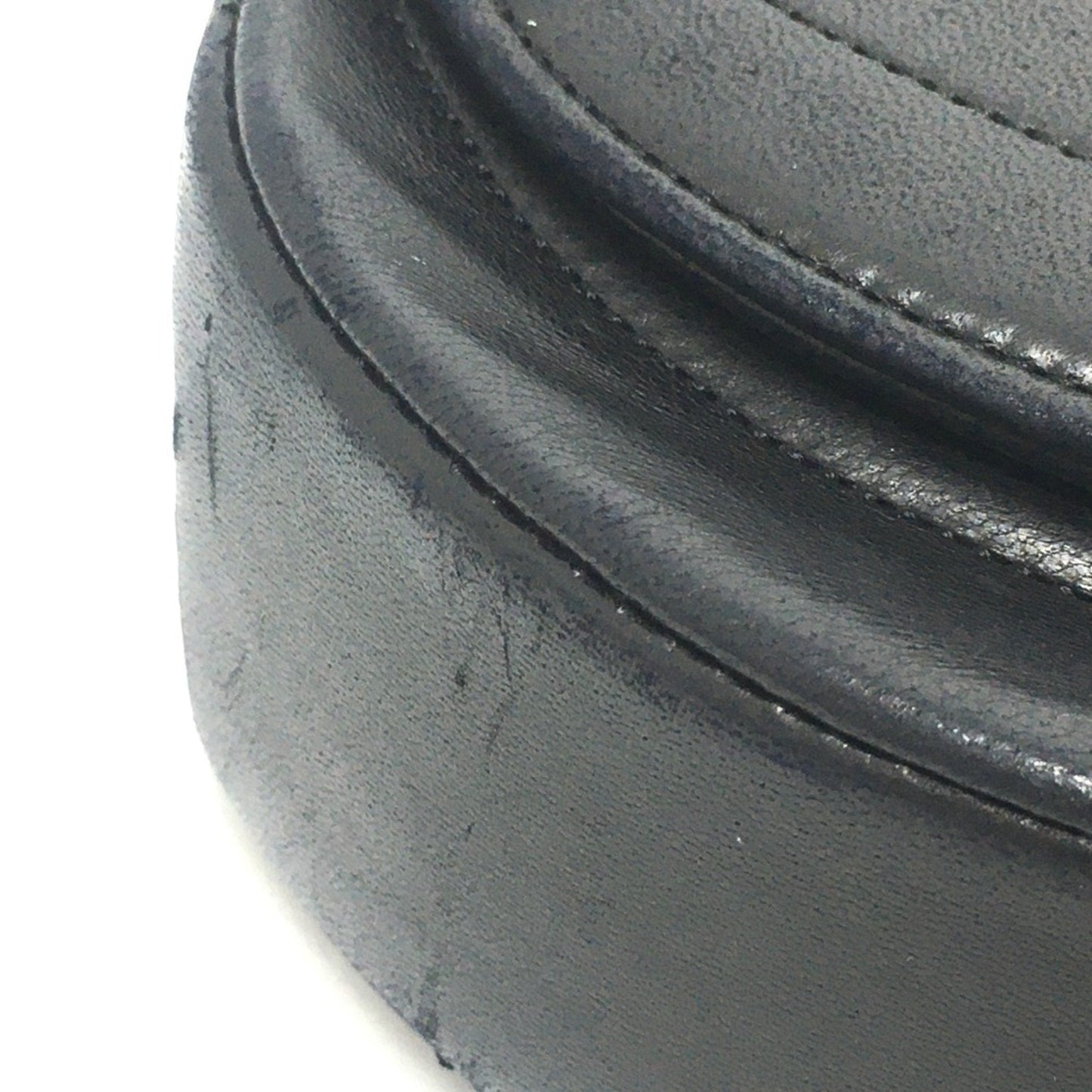 Chanel Black Leather Shoulder Bag ()