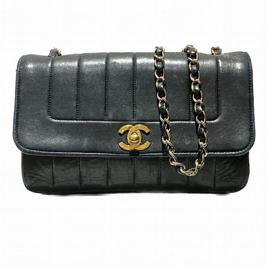 Chanel Black Leather Shoulder Bag ()