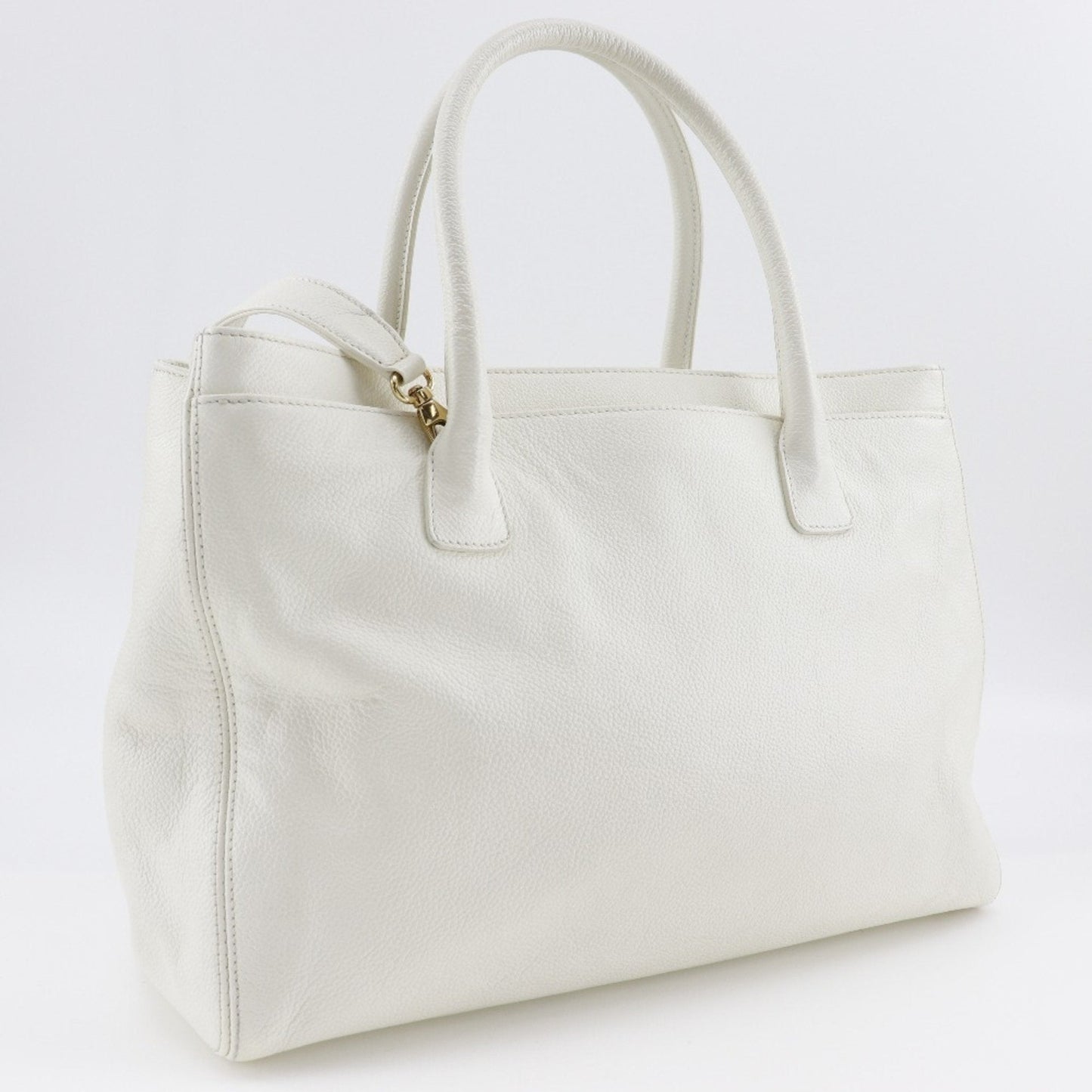 Chanel White Caviar Leather Tote Bag ()