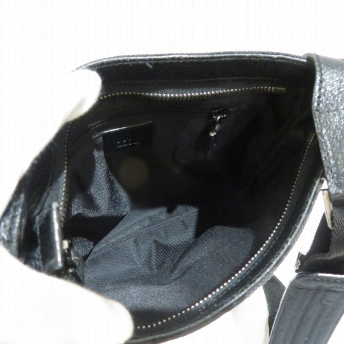 Gucci Black Gg Canvas Leather Shoulder Bag ()