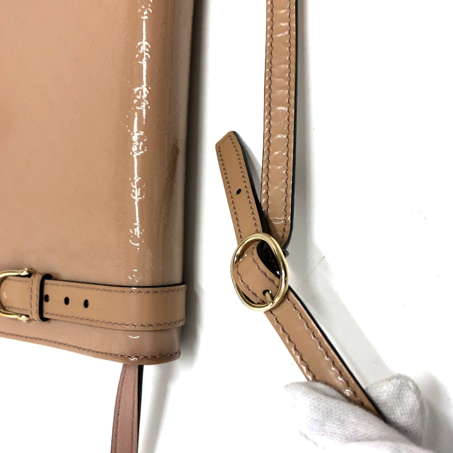 Gucci Beige Patent Leather Shoulder Bag ()