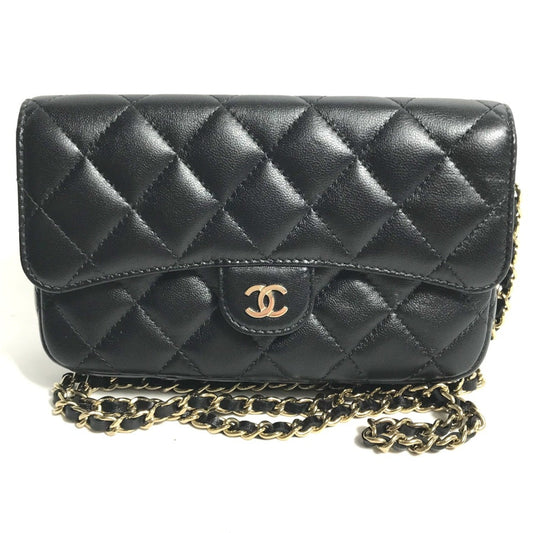 Chanel Black Leather Shoulder Bag ()