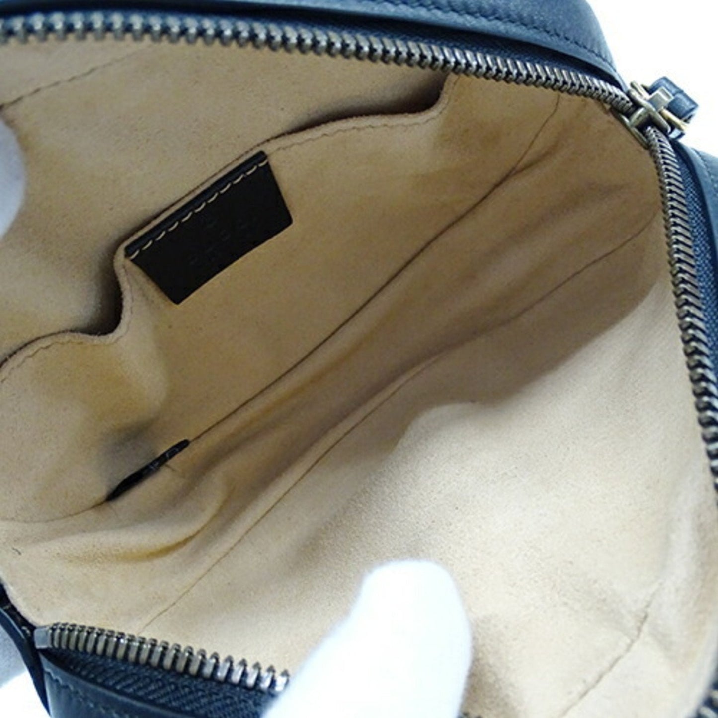 Gucci Black Leather Fanny Pack Sling Bag ()