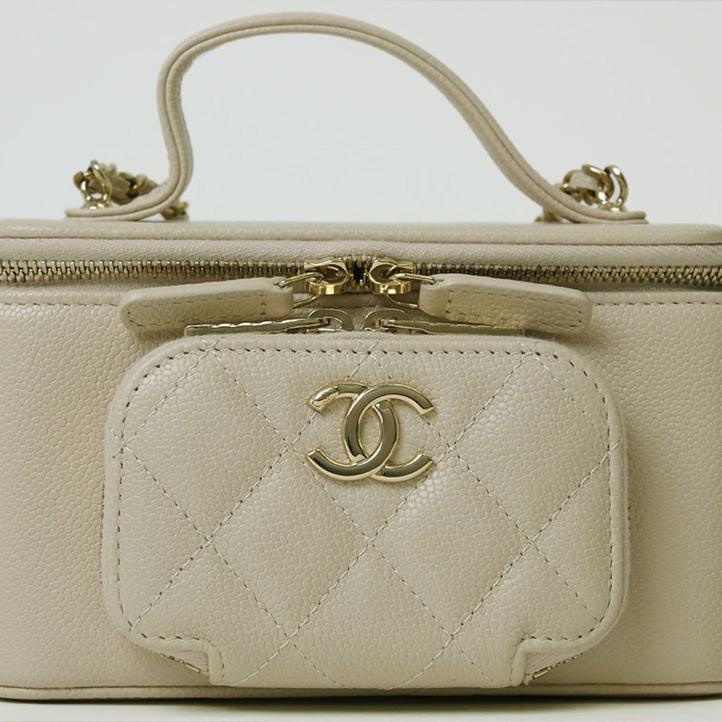 Chanel Beige Caviar Leather Shoulder Bag Vanity Bag ()