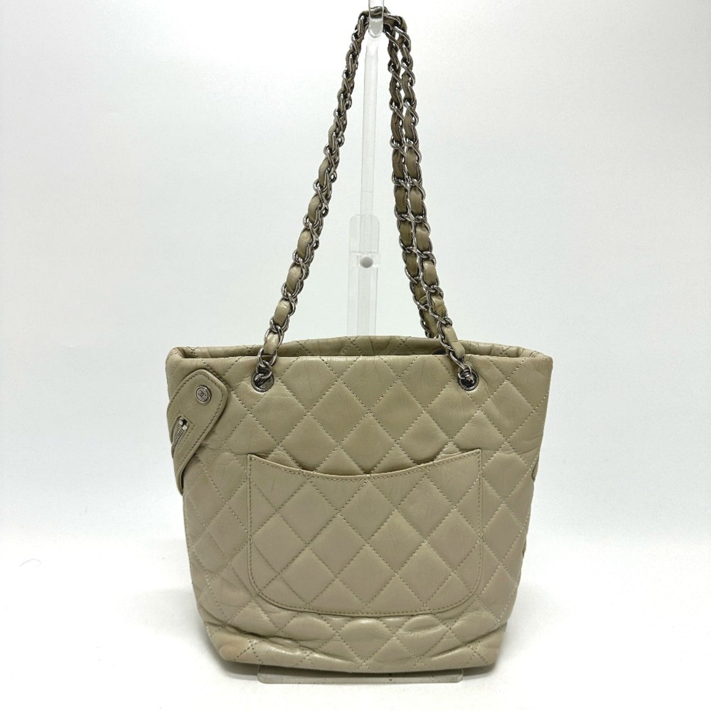 Chanel White Leather Shoulder Bag ()