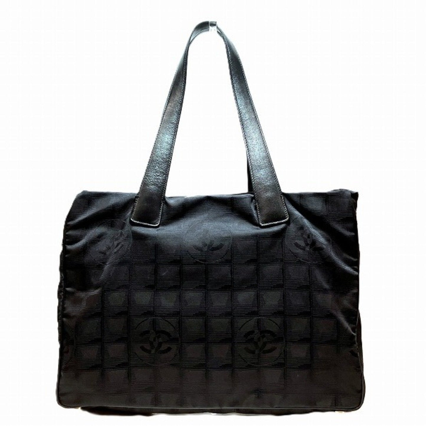 Chanel Black Nylon Shoulder Bag Tote Bag ()