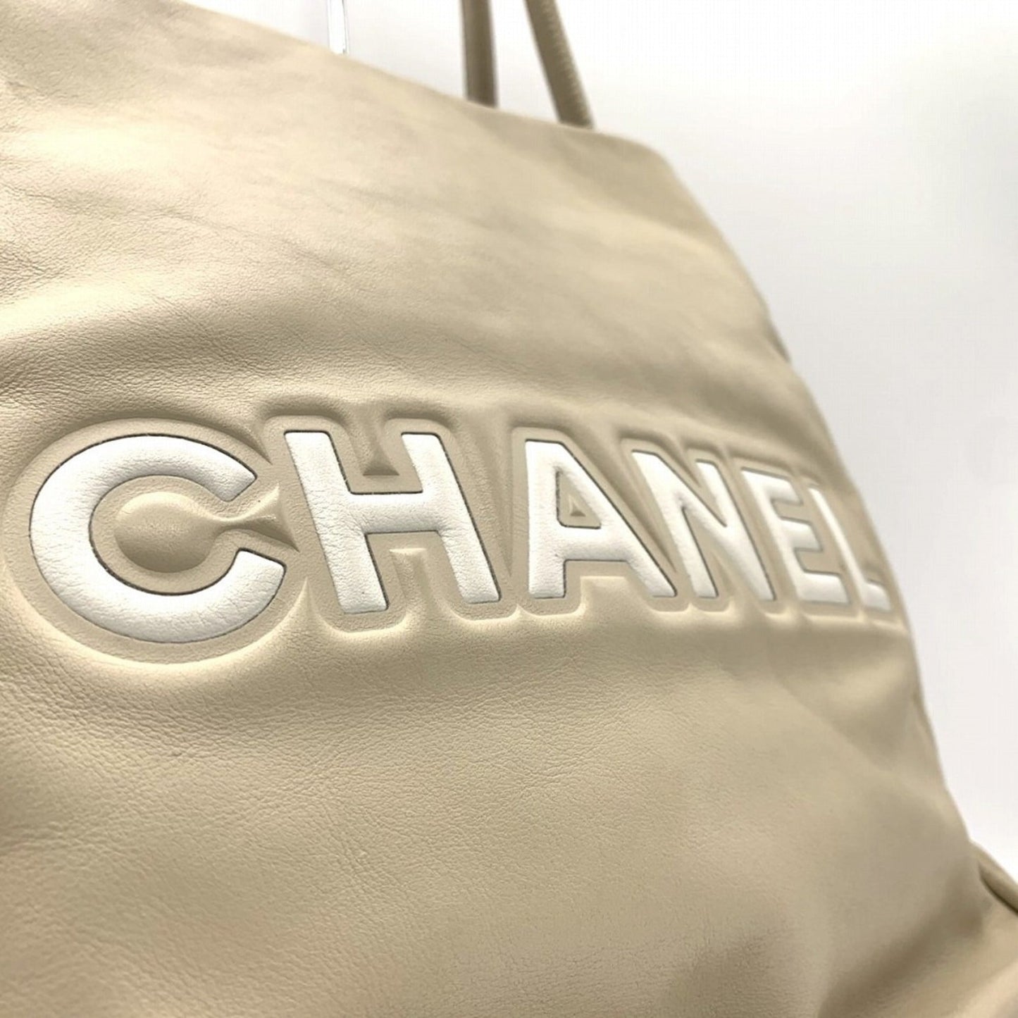 Chanel Beige Leather Shoulder Bag Tote Bag ()