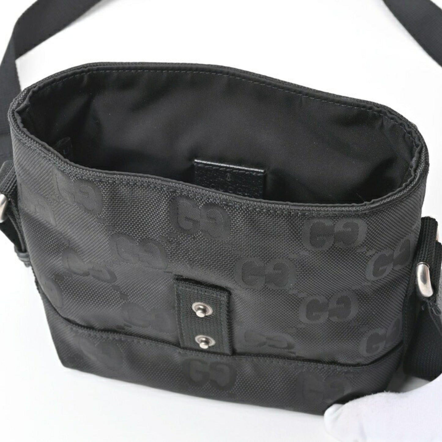 Gucci Black Canvas Shoulder Bag ()