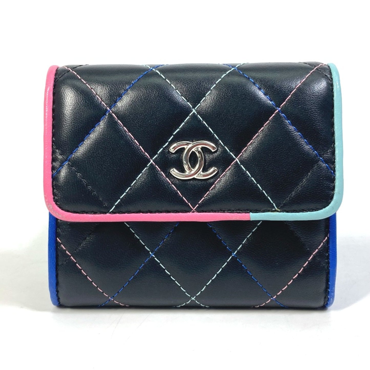 Chanel Black Leather Wallet (Tri-Fold) ()