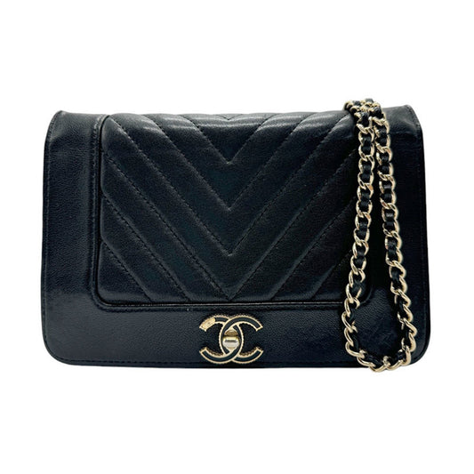 Chanel Black Leather Chain/Shoulder Wallet ()