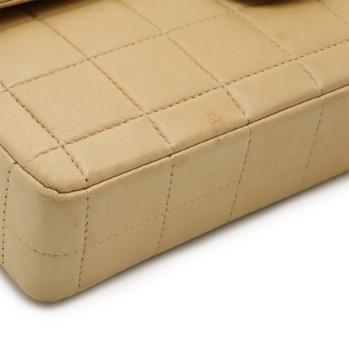 Chanel Beige Leather Shoulder Bag ()