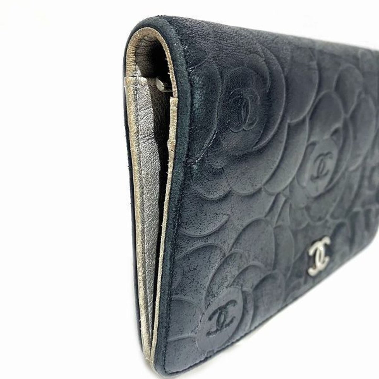 Chanel Camellia Black Leather Wallet (Bi-Fold) ()