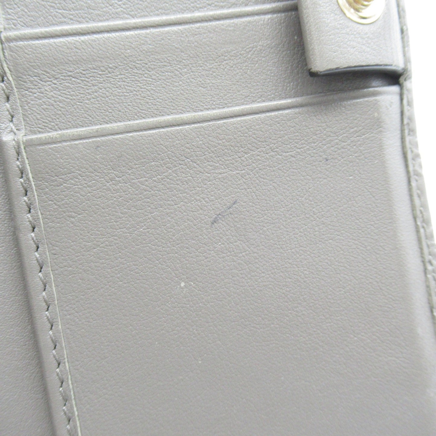 Gucci Gray Leather Long Wallet (Bi-Fold) ()