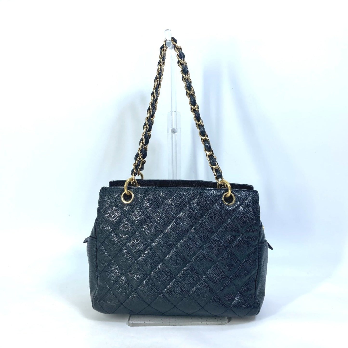 Chanel Black Leather Shoulder Bag ()