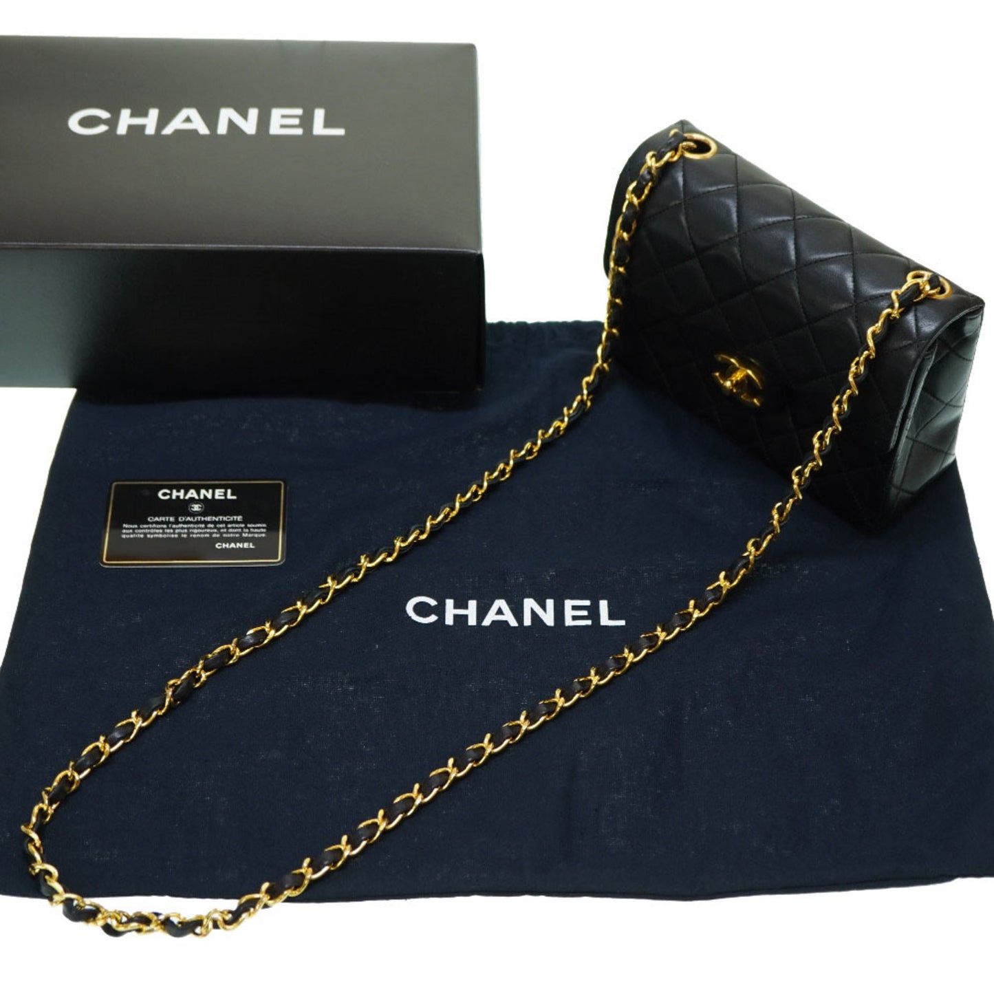 Chanel Black Leather Shoulder Bag ()