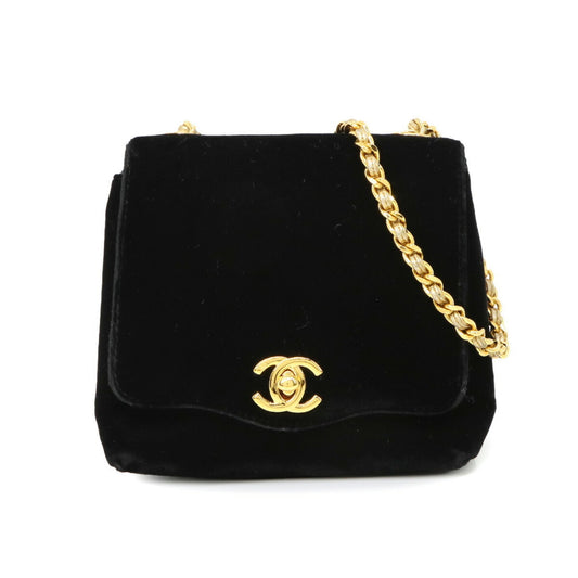 Chanel Black Leather Shoulder Bag ()