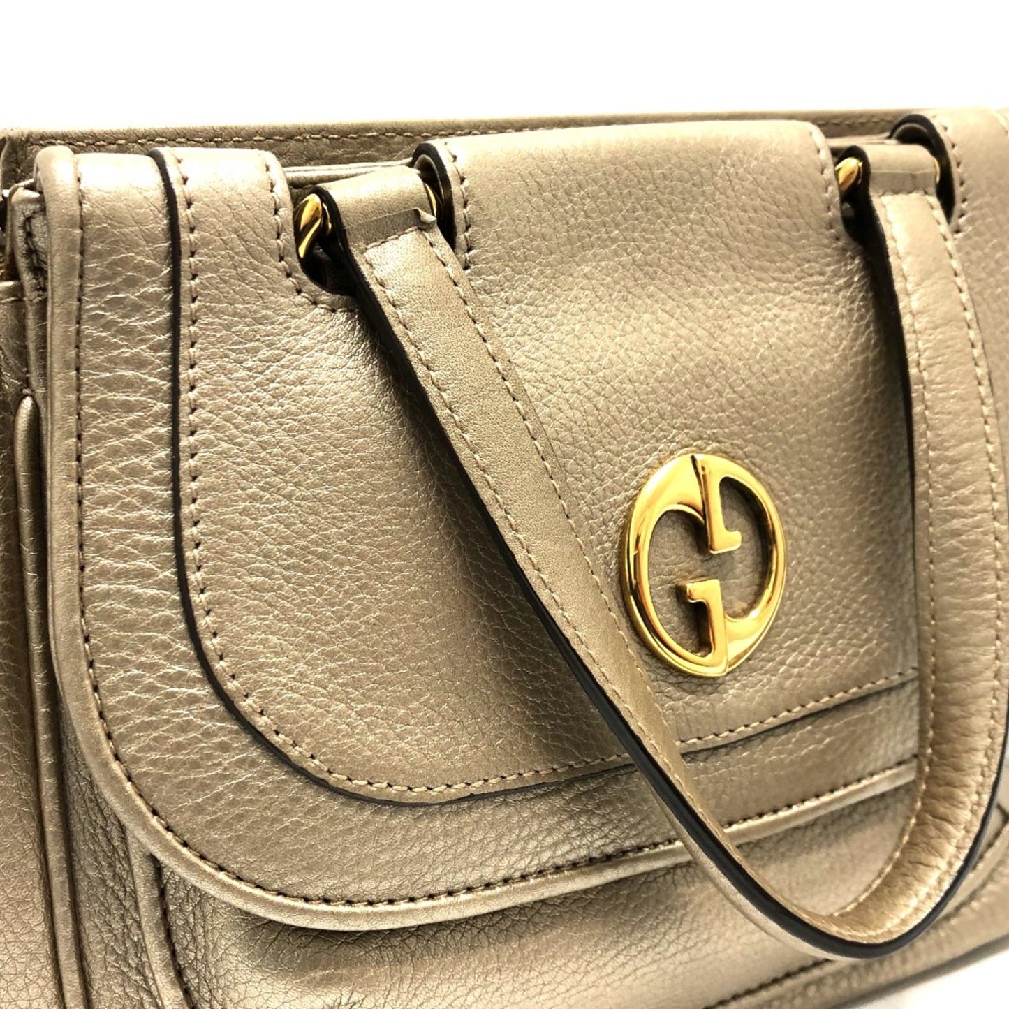 Gucci Gold Leather Handbag ()