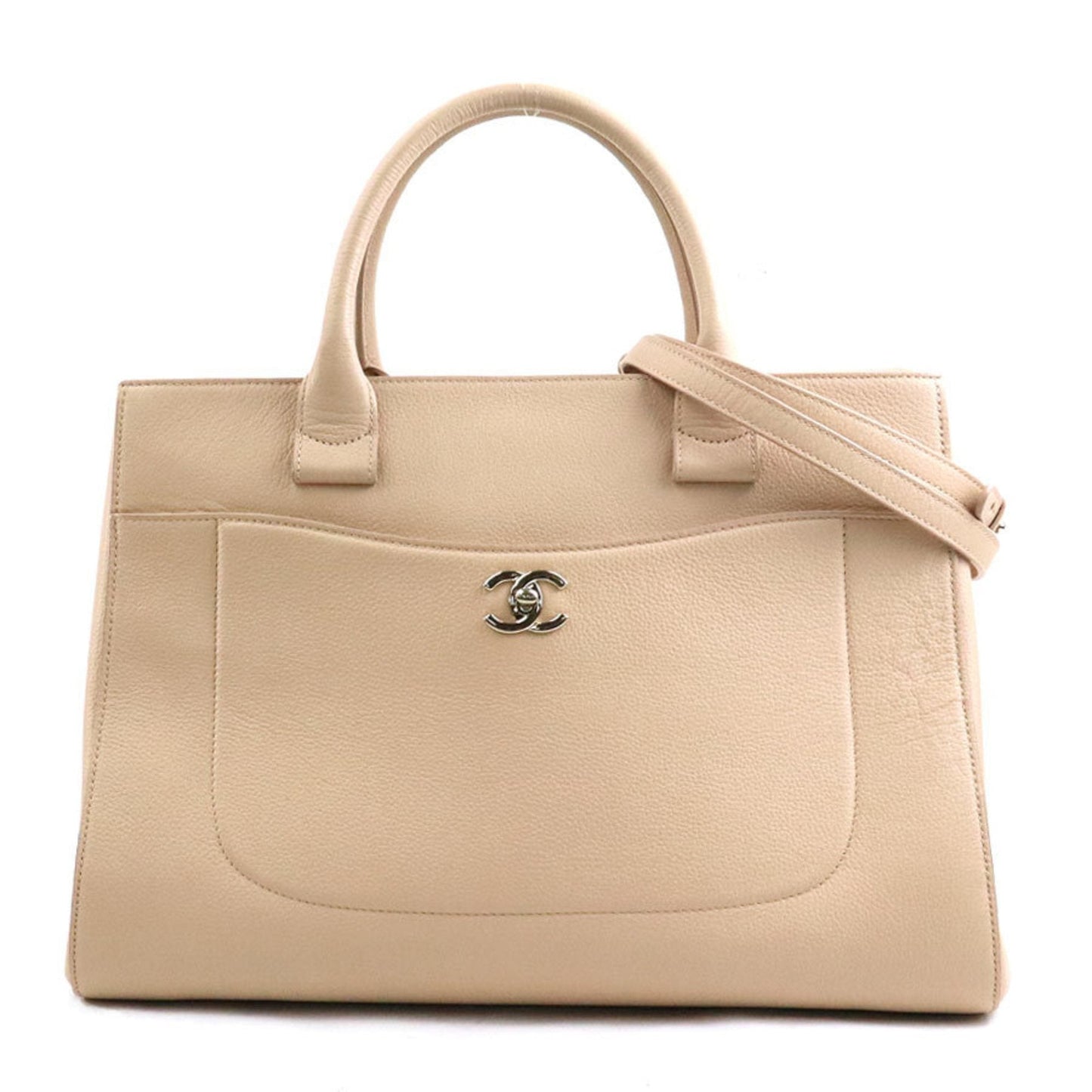 Chanel Beige Leather Handbag Shoulder Bag ()