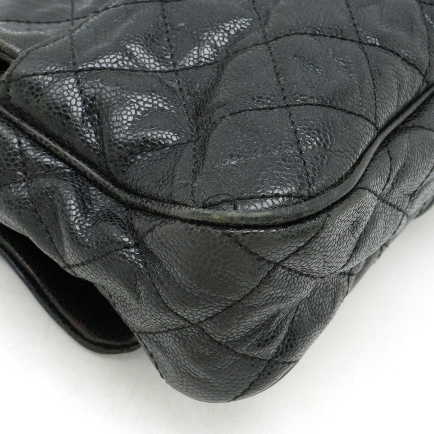 Chanel Black Caviar Leather Shoulder Bag ()